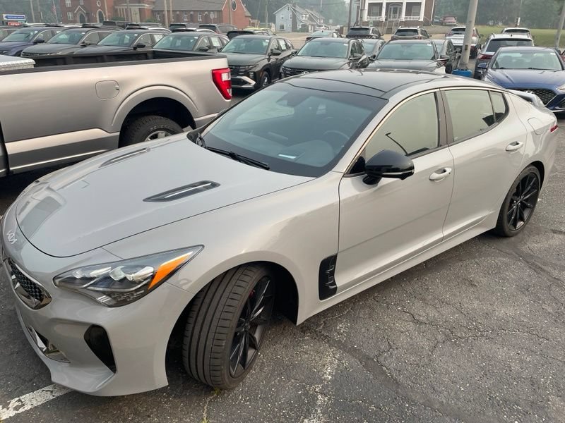 Used 2022 Kia Stinger GT2 w/ Scorpion Package AWD/4WD video 2