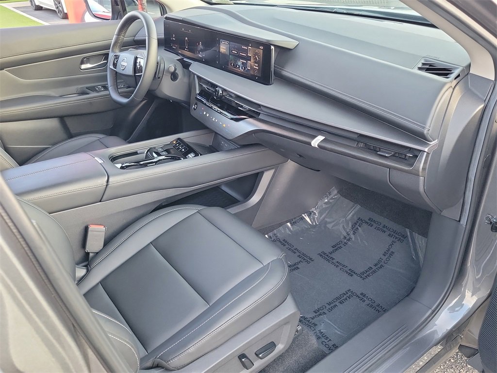 Certified 2025 Nissan Murano SV image 16