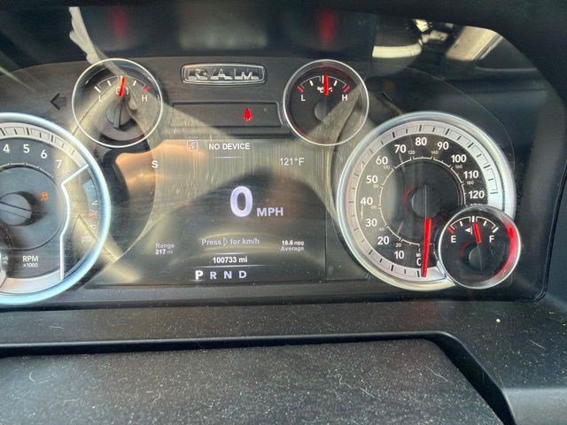 Used 2017 RAM 1500 Classic SLT w/ SLT Plus D←cor Group AWD/4WD image 14