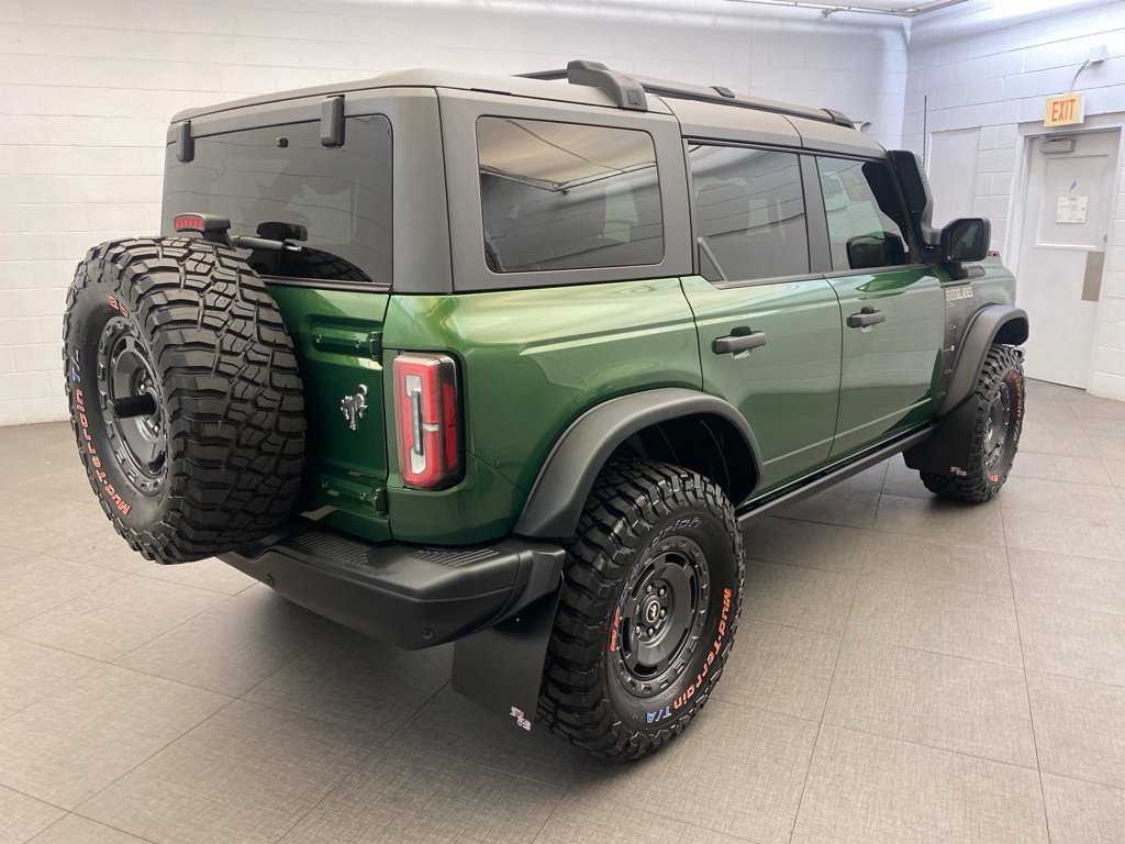 Used 2024 Ford Bronco Everglades AWD/4WD image 5