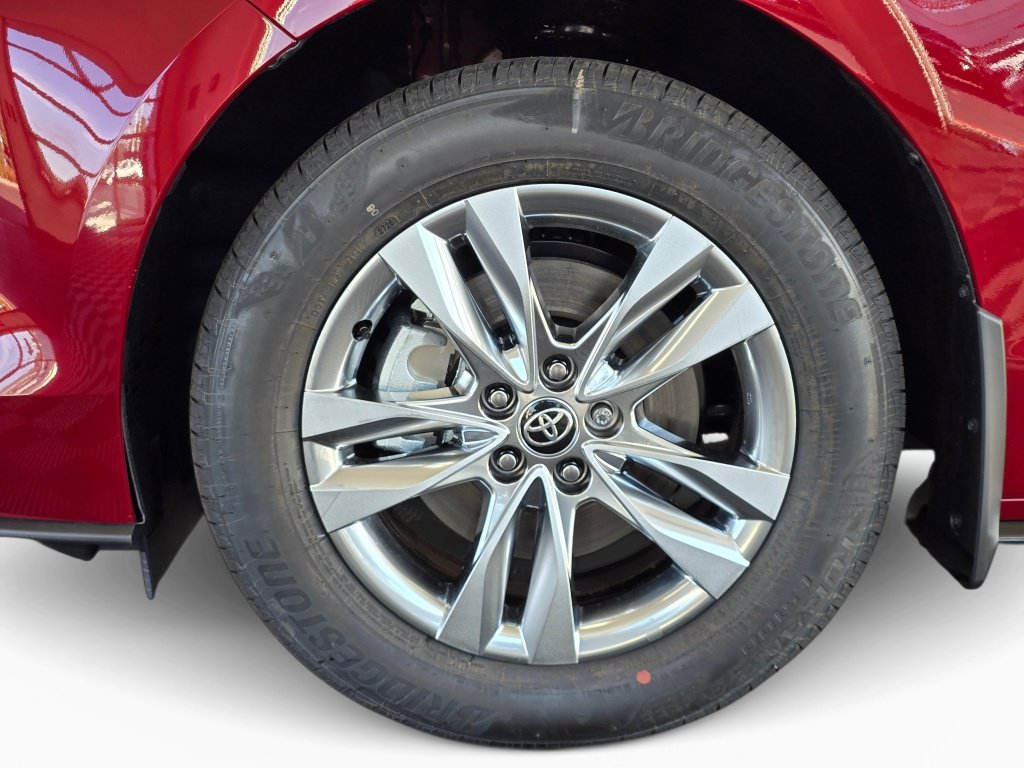 New 2026 Toyota Sienna Limited AWD/4WD image 11