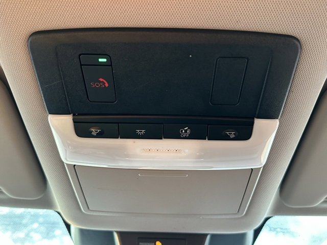 Used 2023 Nissan Rogue SV image 36