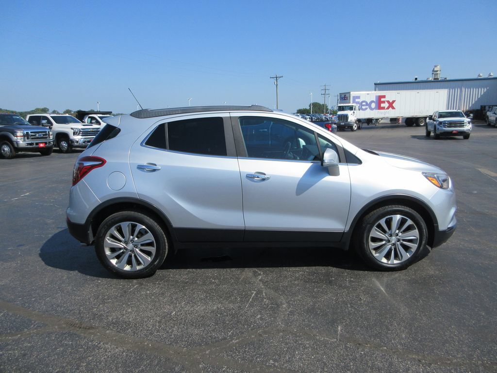 Certified 2017 Buick Encore Preferred FWD image 5