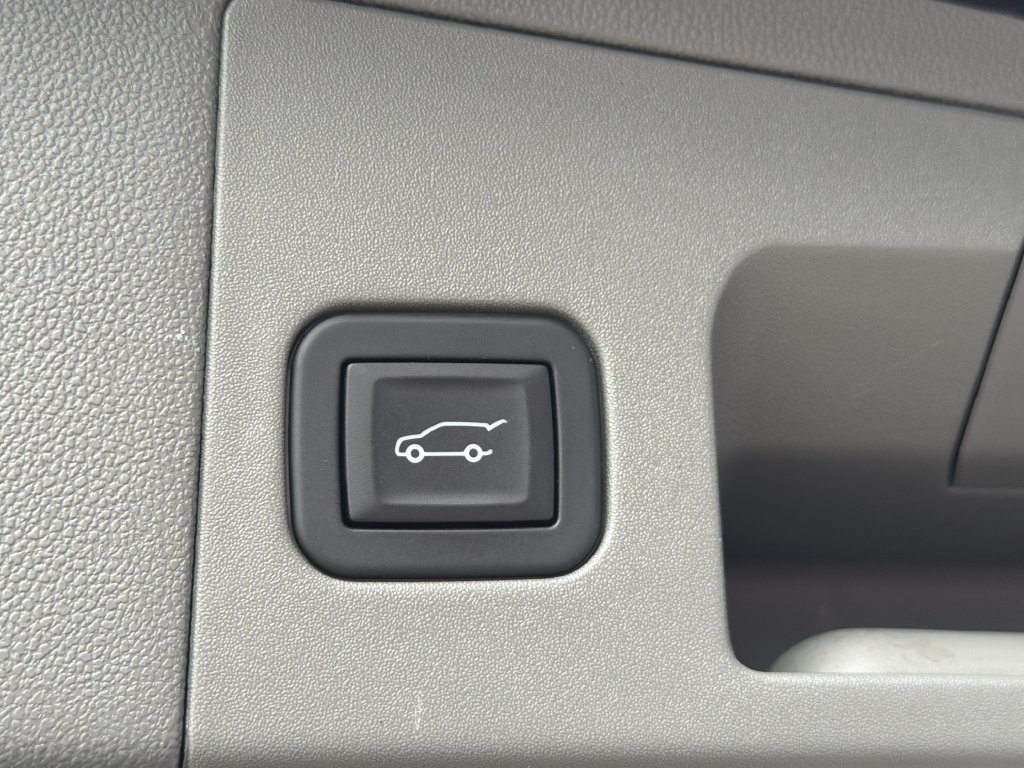 Certified 2025 Cadillac XT5 Premium Luxury FWD image 14