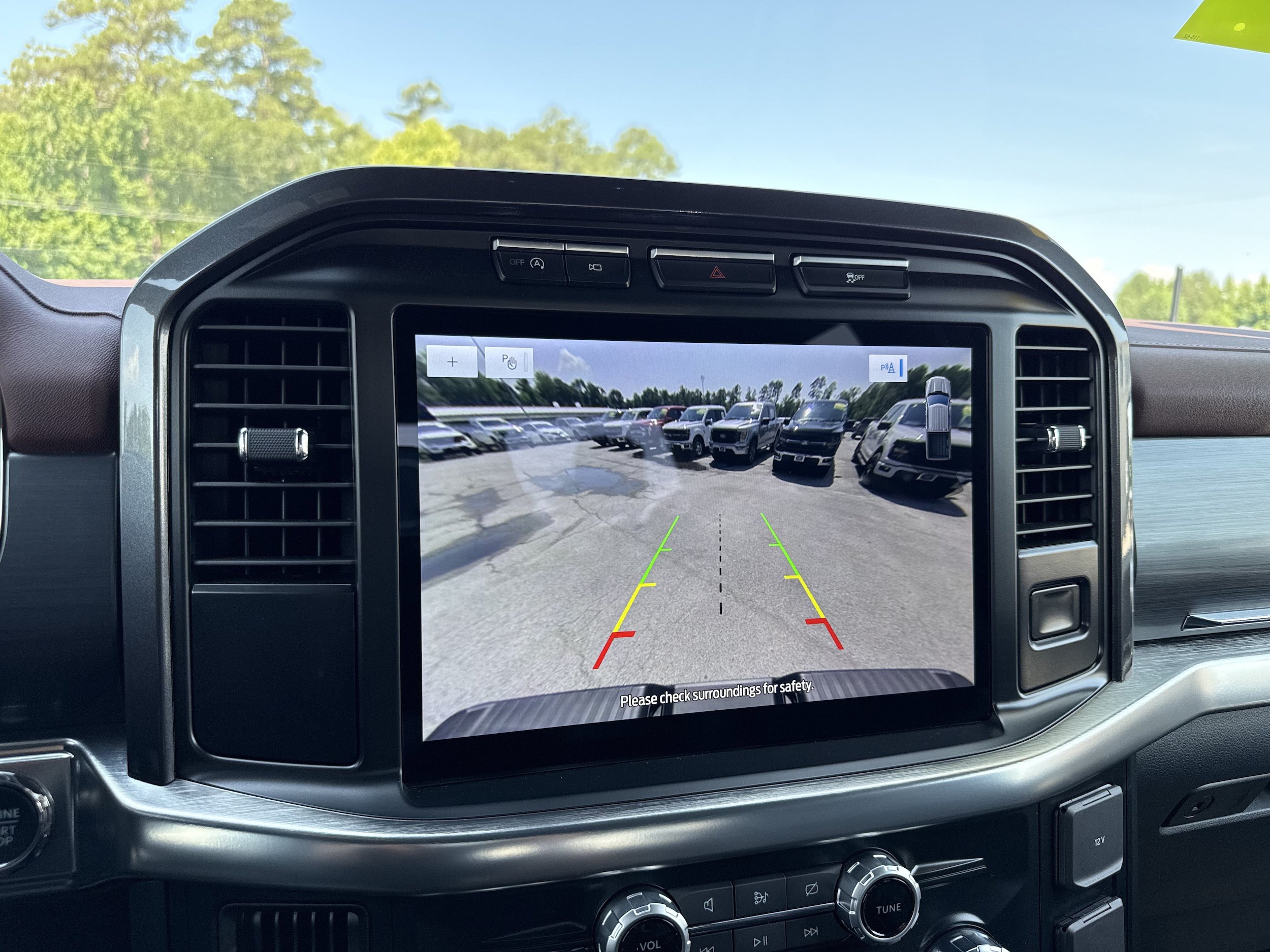 Used 2023 Ford F150 Lariat AWD/4WD image 22