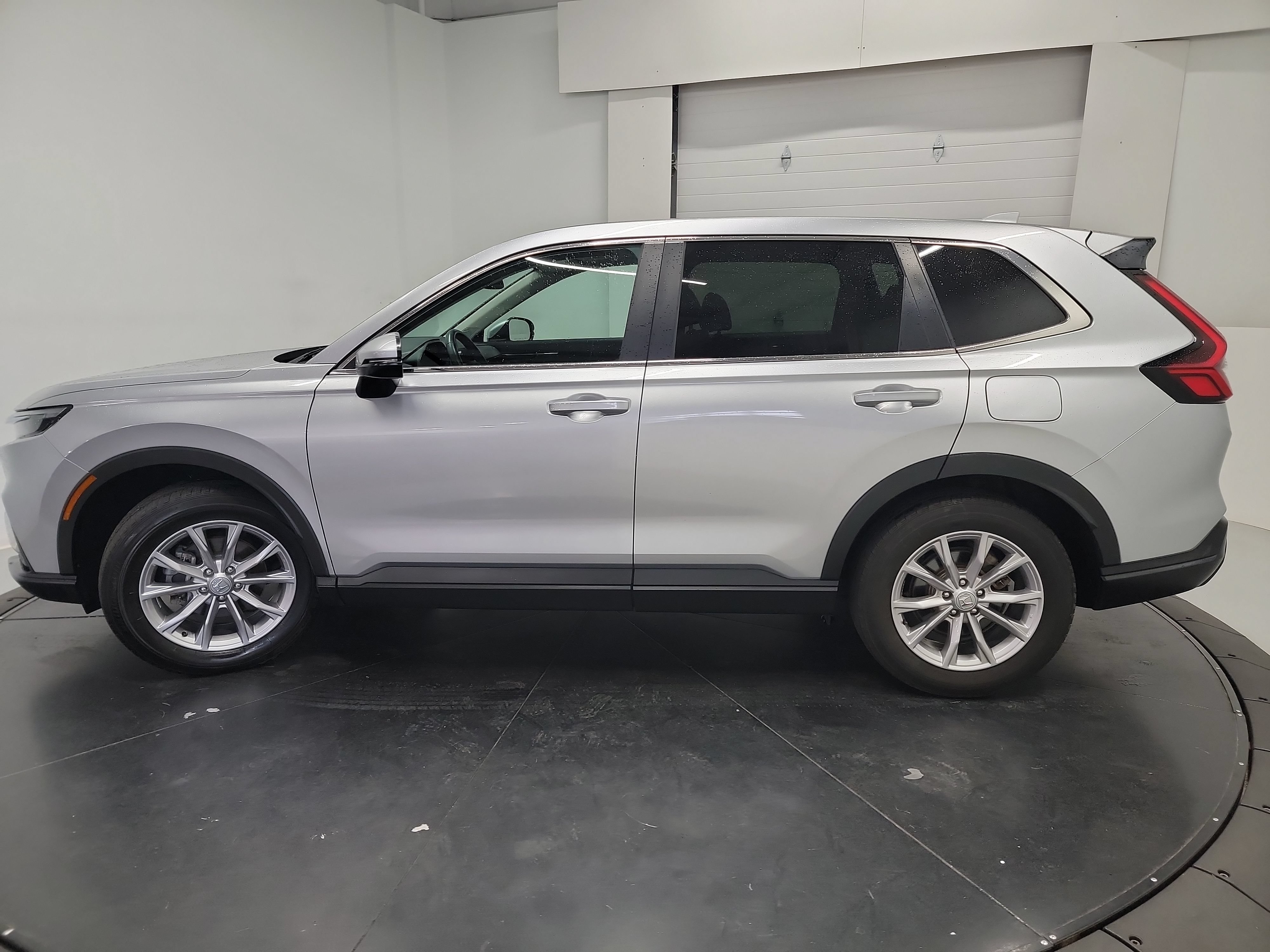 Used 2024 Honda CR-V EX-L image 5