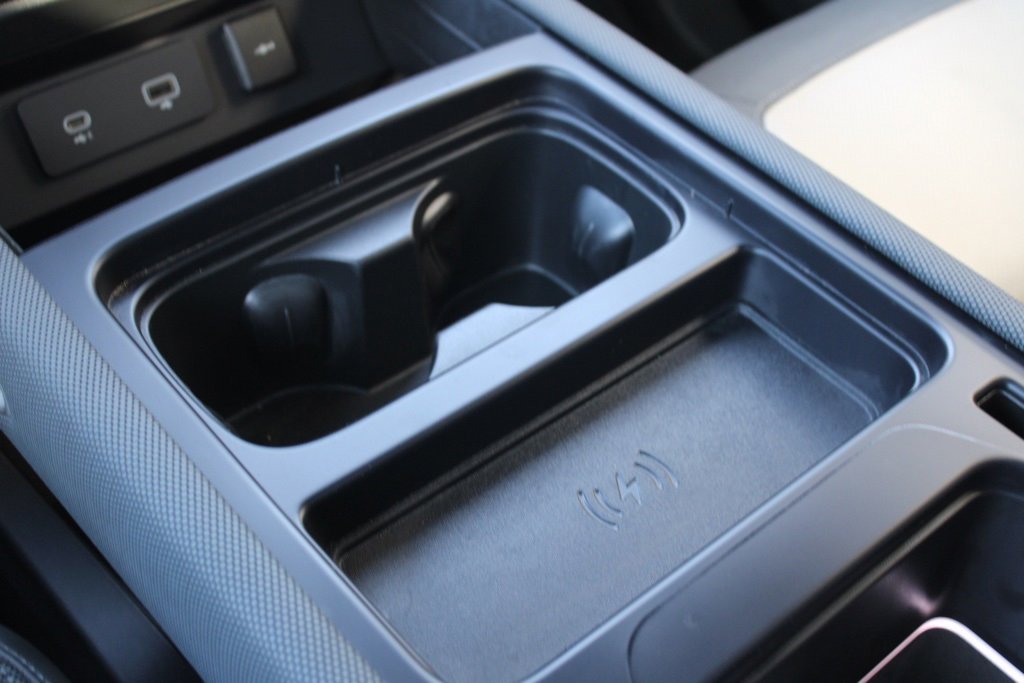 Used 2022 Land Rover Defender 110 X-Dynamic HSE image 28