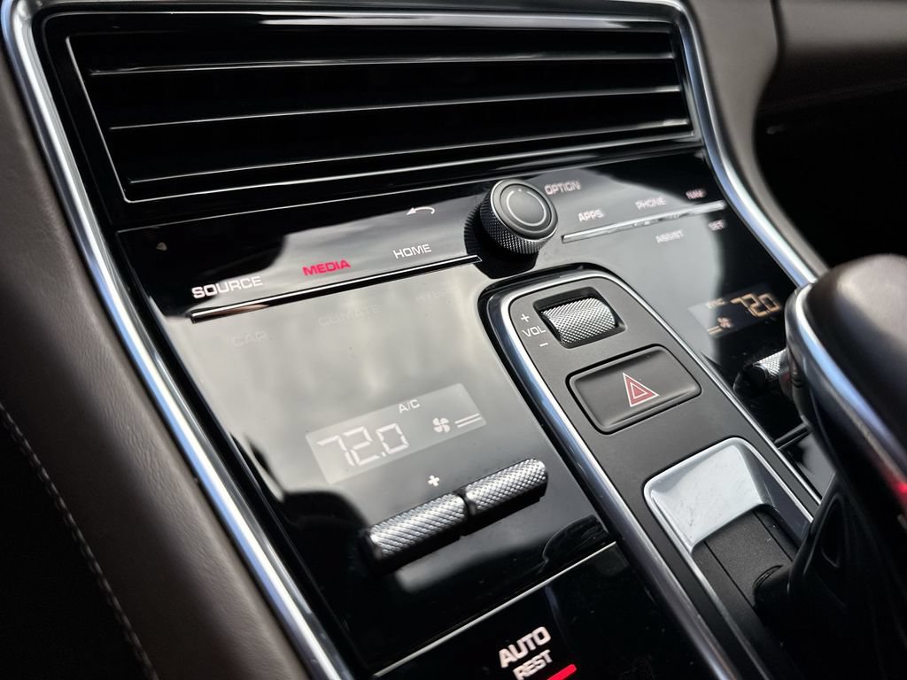Used 2018 Porsche Panamera 4 Executive AWD/4WD image 50
