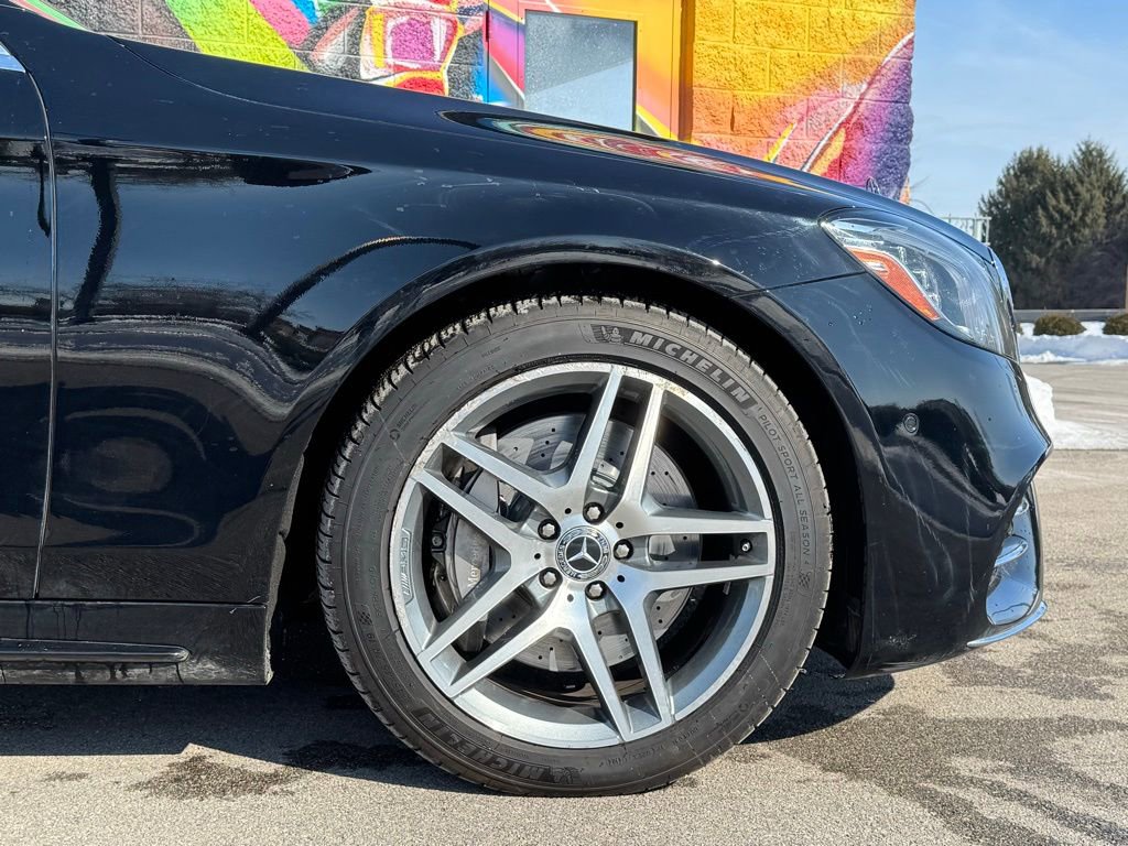 Used 2019 Mercedes-Benz S 560 4MATIC Sedan w/ AMG Line Exterior image 14