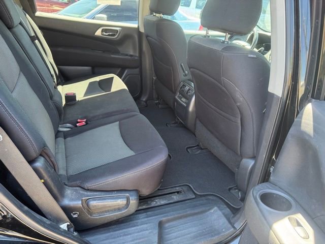 Used 2017 Nissan Pathfinder S AWD/4WD image 14