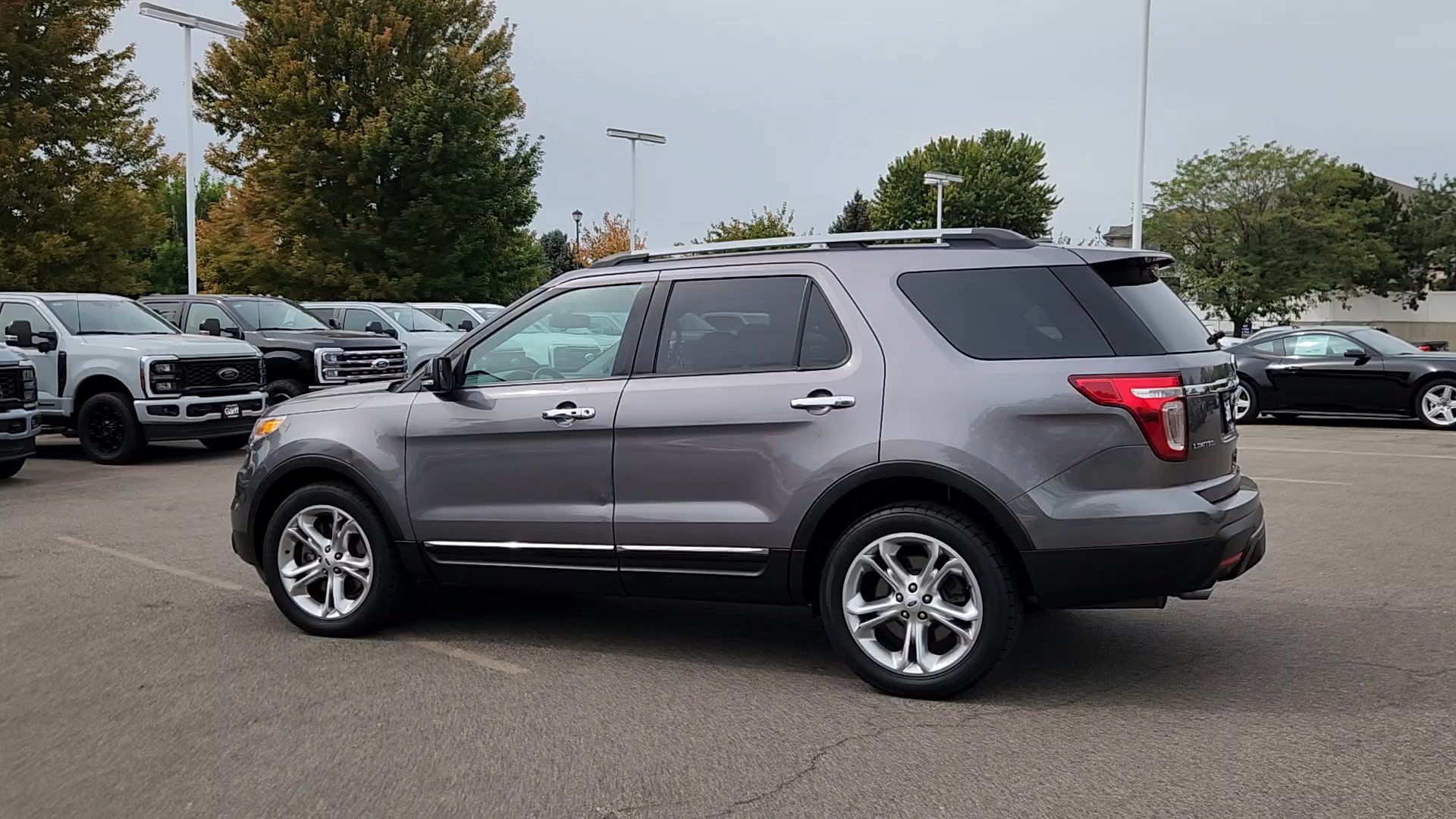 Used 2014 Ford Explorer Limited w/ Equipment Group 301A AWD/4WD image 21