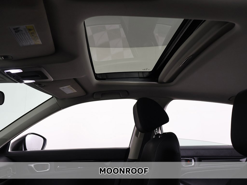 Used 2023 Honda Civic EX image 3