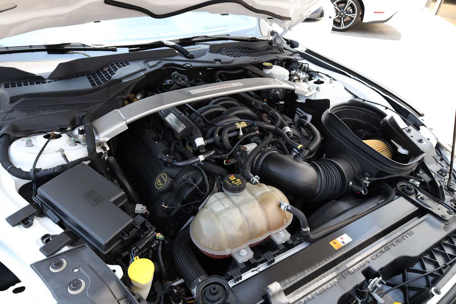 Used 2019 Ford Mustang Shelby GT350 w/ Technology Package RWD image 53