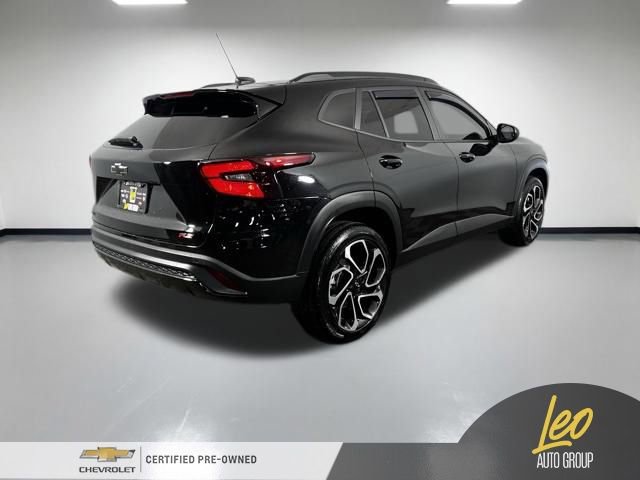 Used 2025 Chevrolet Trax RS w/ Driver Confidence Package FWD image 6