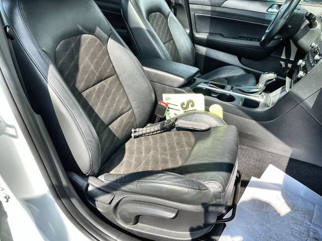 Used 2017 Hyundai Sonata Sport w/ Value Edition Package 02 FWD image 27