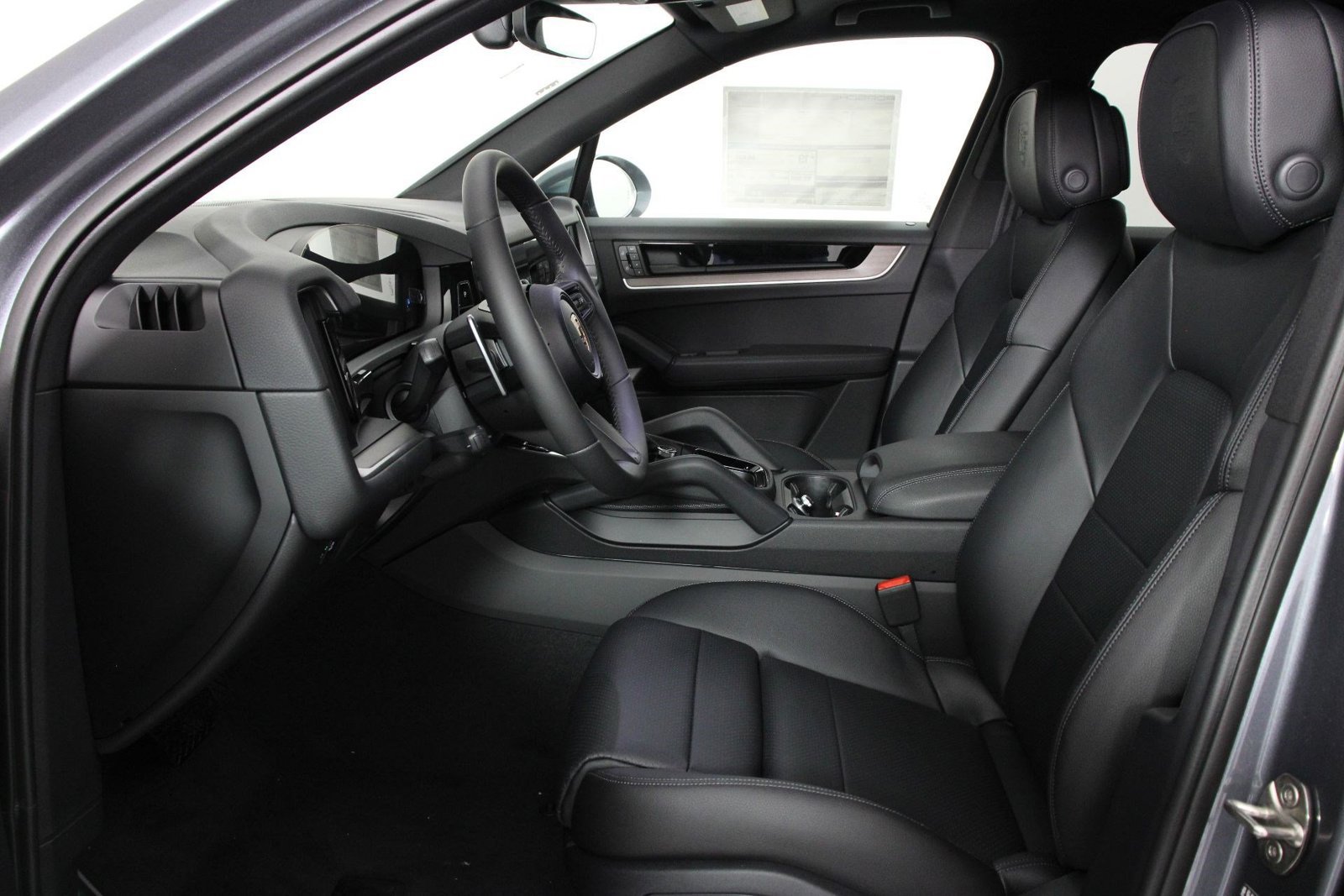 New 2026 Porsche Cayenne AWD/4WD image 5