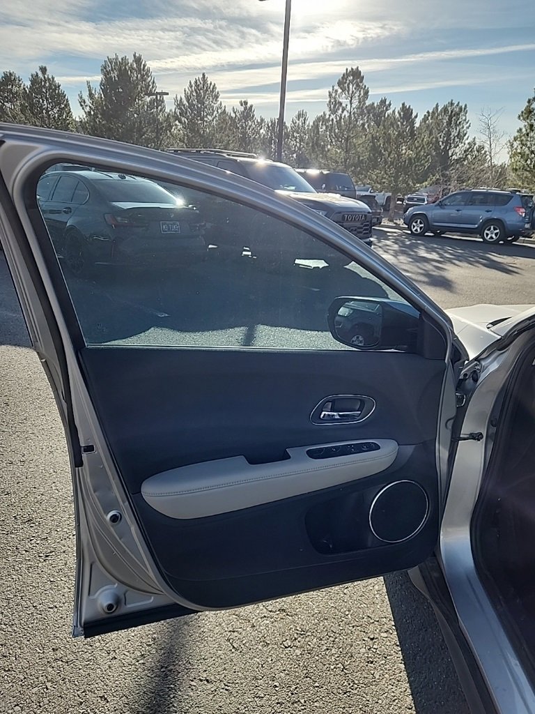 Used 2022 Honda HR-V EX image 15