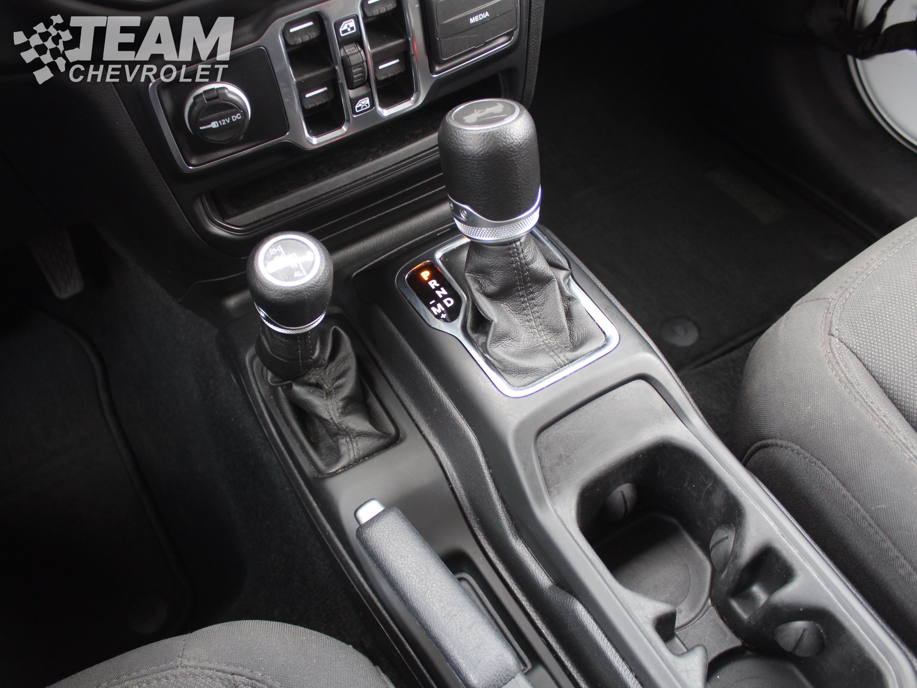 Used 2023 Jeep Wrangler Unlimited Sport AWD/4WD image 17