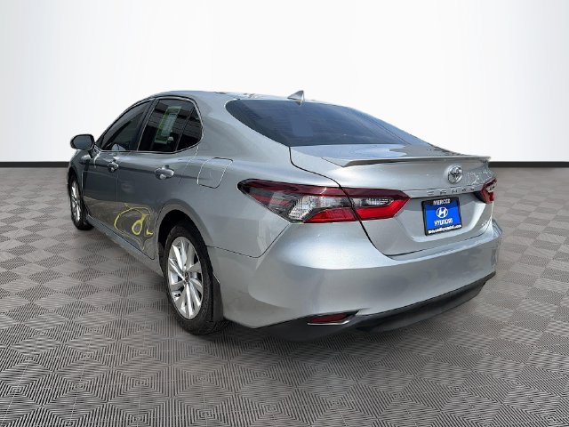 Used 2024 Toyota Camry LE FWD image 5