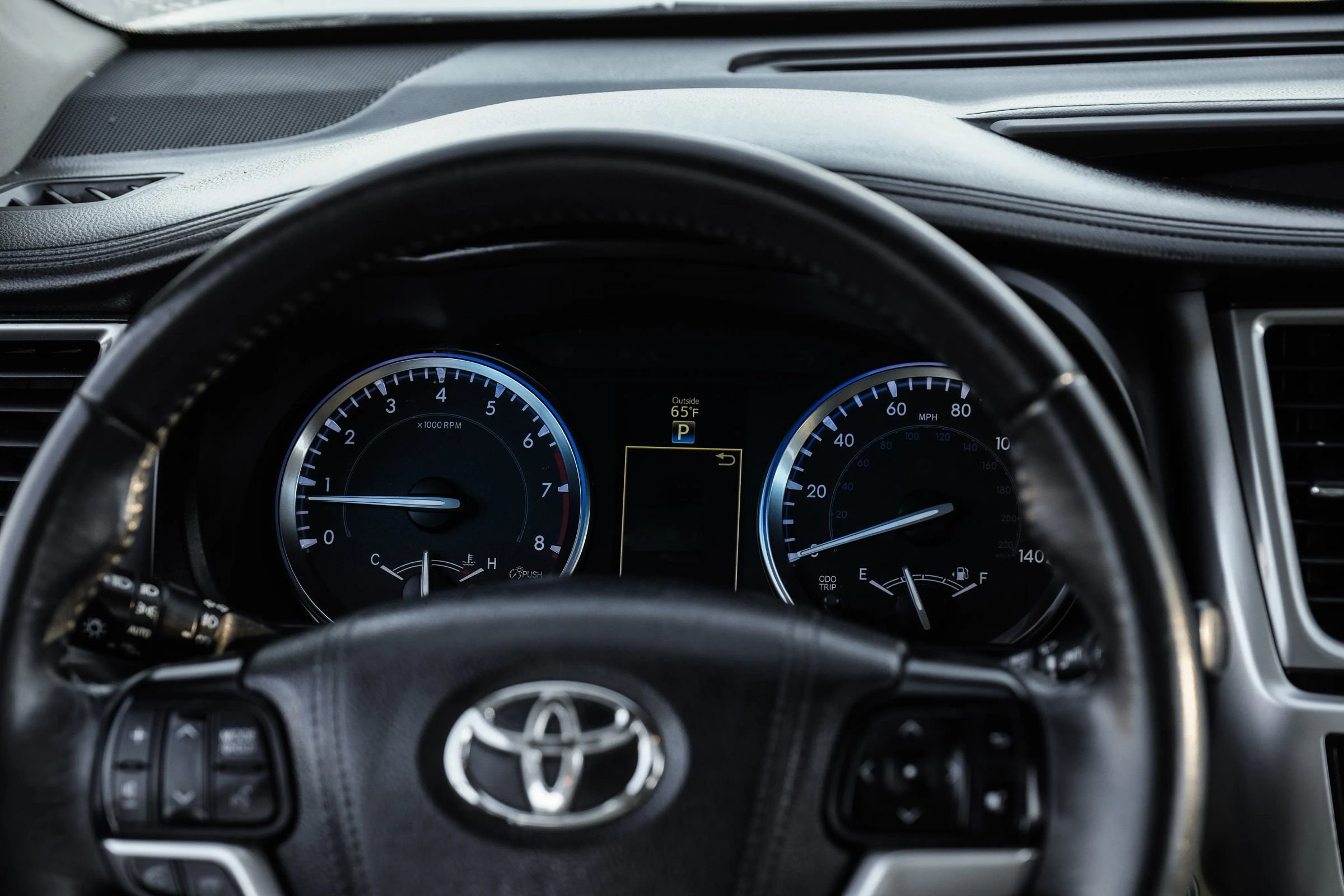 Used 2015 Toyota Highlander XLE image 20