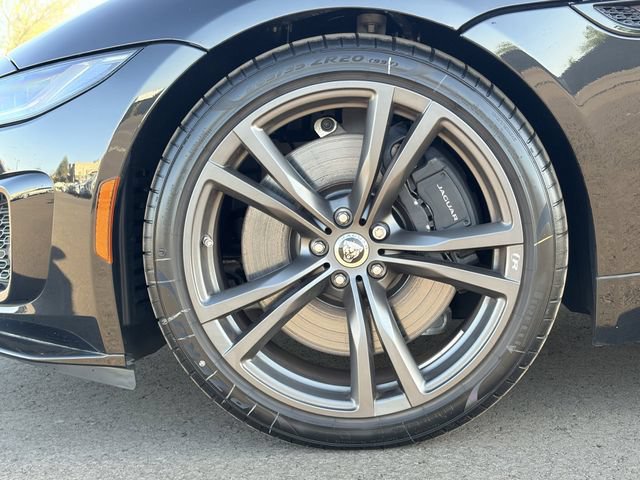 Used 2024 Jaguar F-TYPE R AWD/4WD image 22