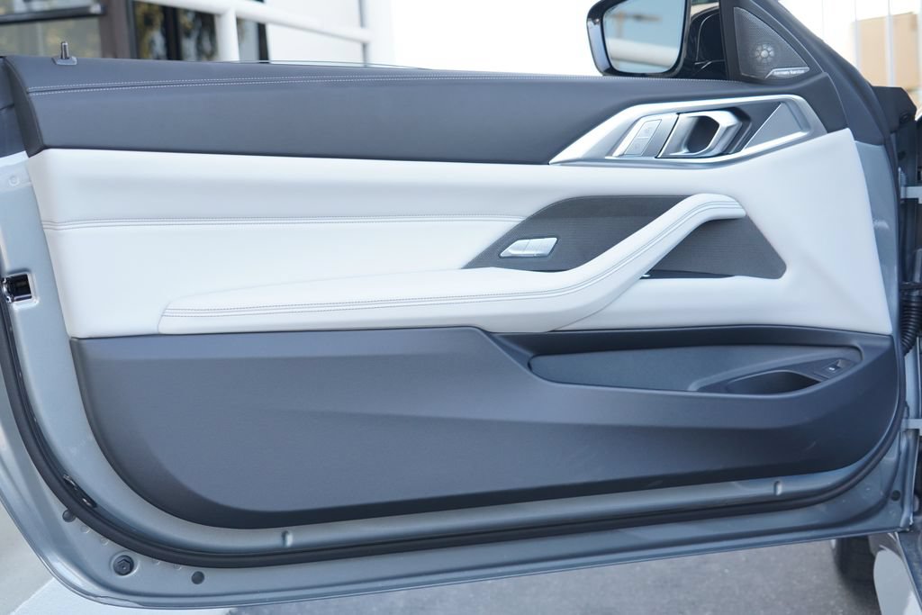 New 2027 BMW M4 xDrive Competition AWD/4WD image 11