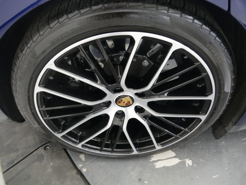 Certified 2022 Porsche Panamera Turbo S image 14