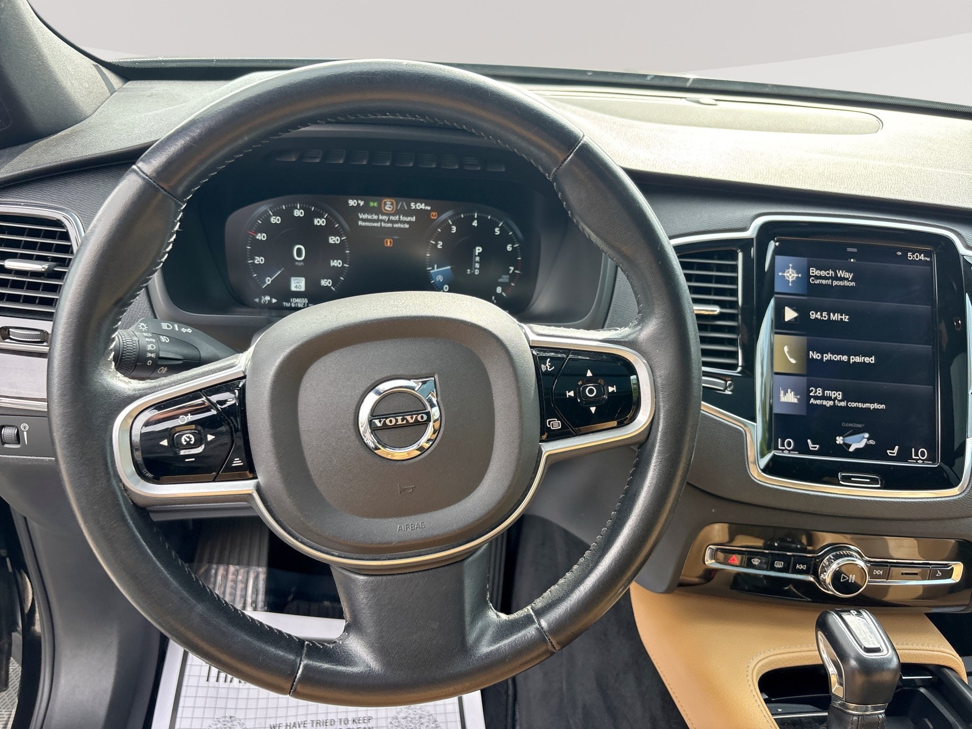 Used 2018 Volvo XC90 T6 Momentum w/ Convenience Package AWD/4WD image 11