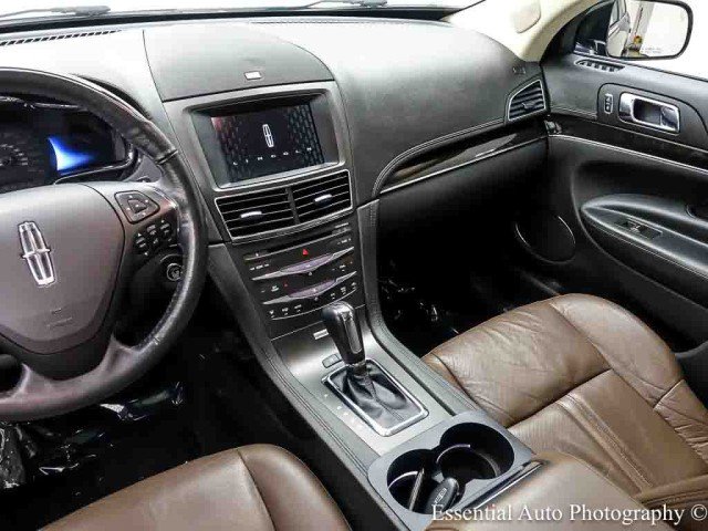 Used 2018 Lincoln MKT AWD w/ Driver Technology Package image 17
