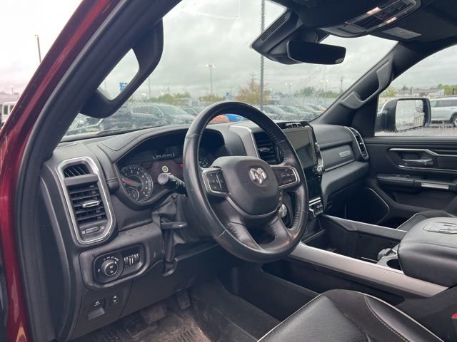Used 2023 RAM 1500 Laramie AWD/4WD image 2
