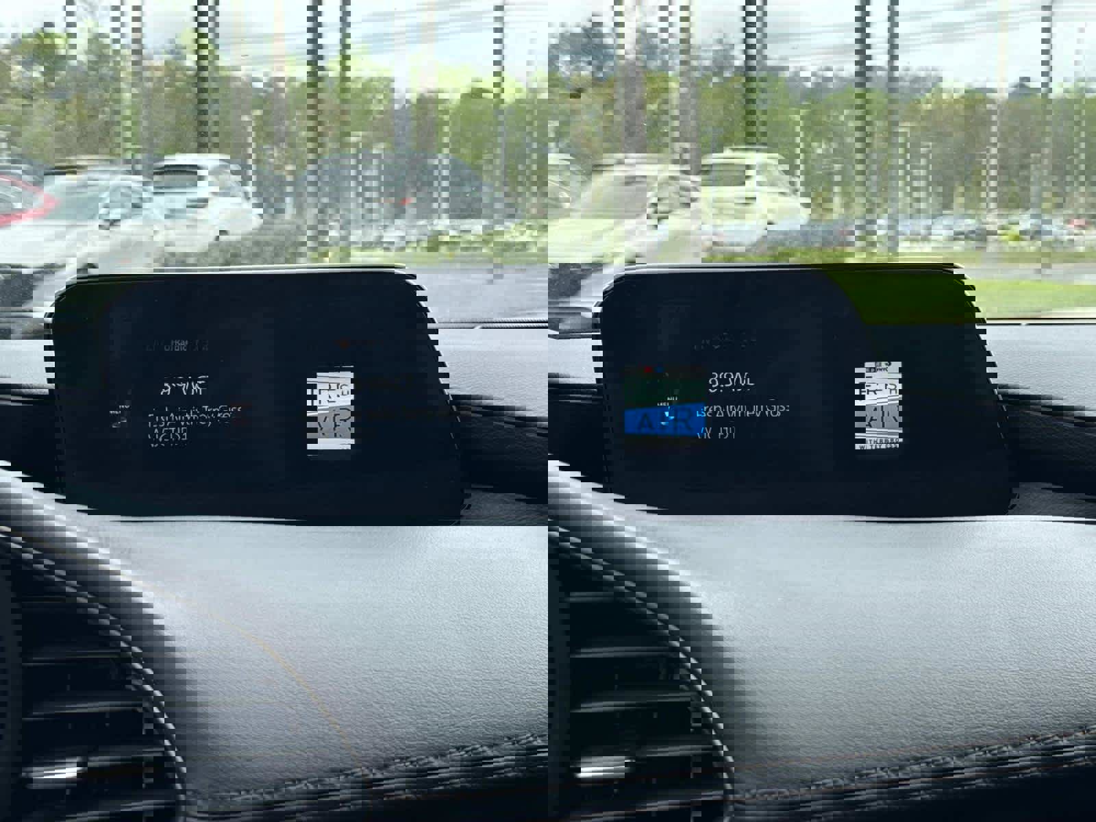 Used 2022 MAZDA MAZDA3 s image 27