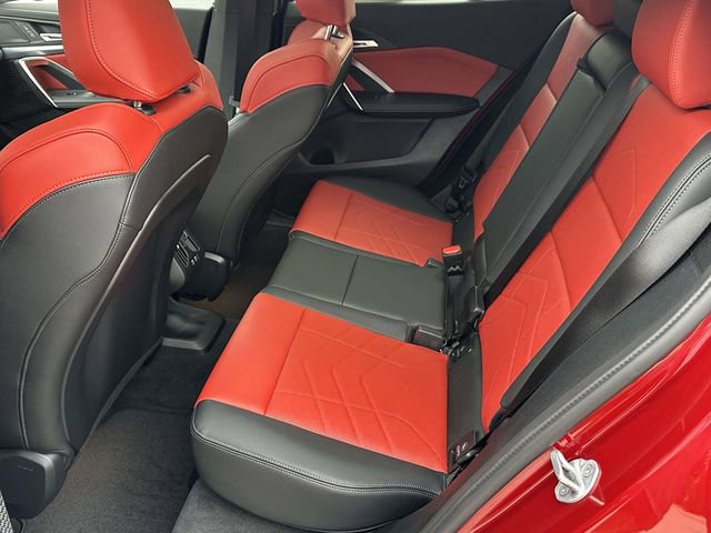 Certified 2025 BMW X2 xDrive28i w/ Convenience Package image 20