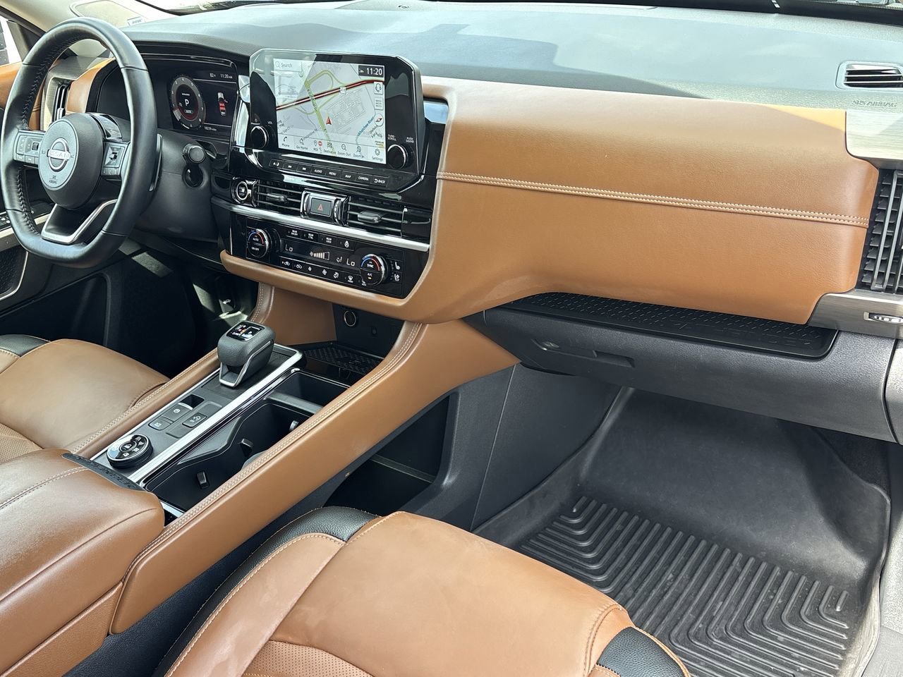 Used 2023 Nissan Pathfinder Platinum image 13