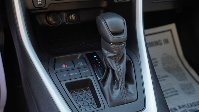 Used 2024 Toyota RAV4 XLE image 24