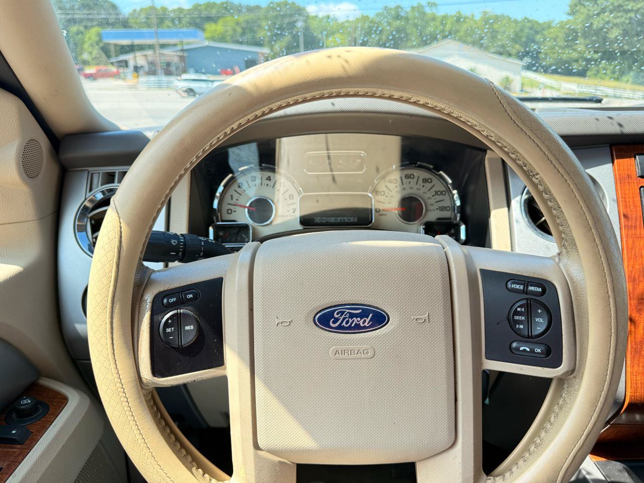 Used 2009 Ford Expedition EL Eddie Bauer RWD image 16