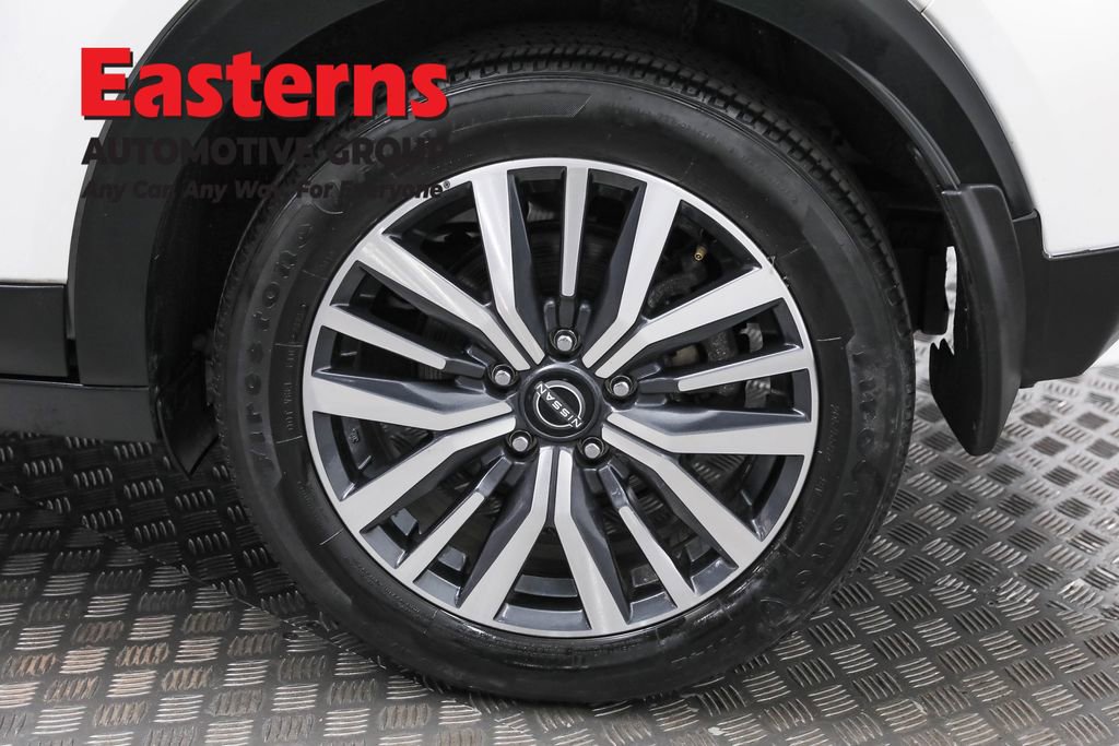 Used 2023 Nissan Kicks SV image 33