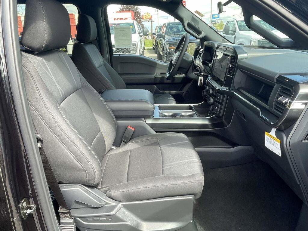 New 2026 Ford F150 STX w/ Equipment Group 200A AWD/4WD image 22