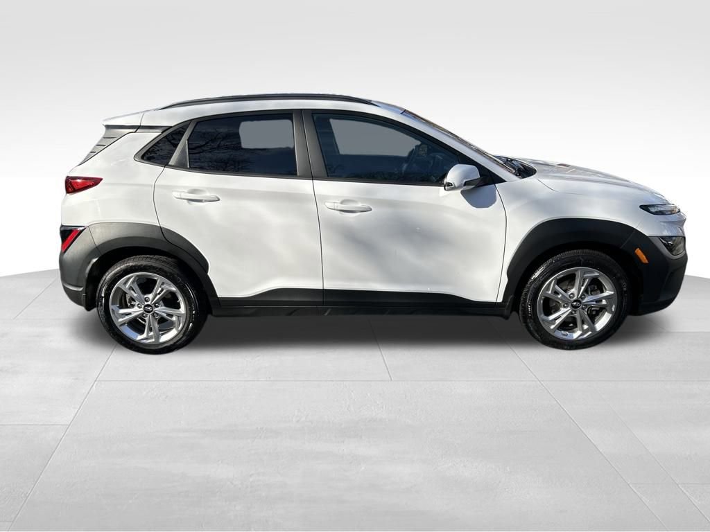 Used 2022 Hyundai Kona SEL w/ Convenience Package image 7