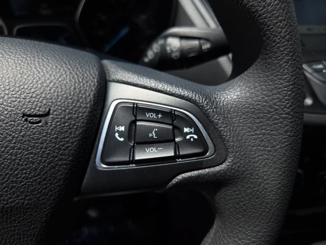 Used 2019 Ford Escape SE FWD image 33