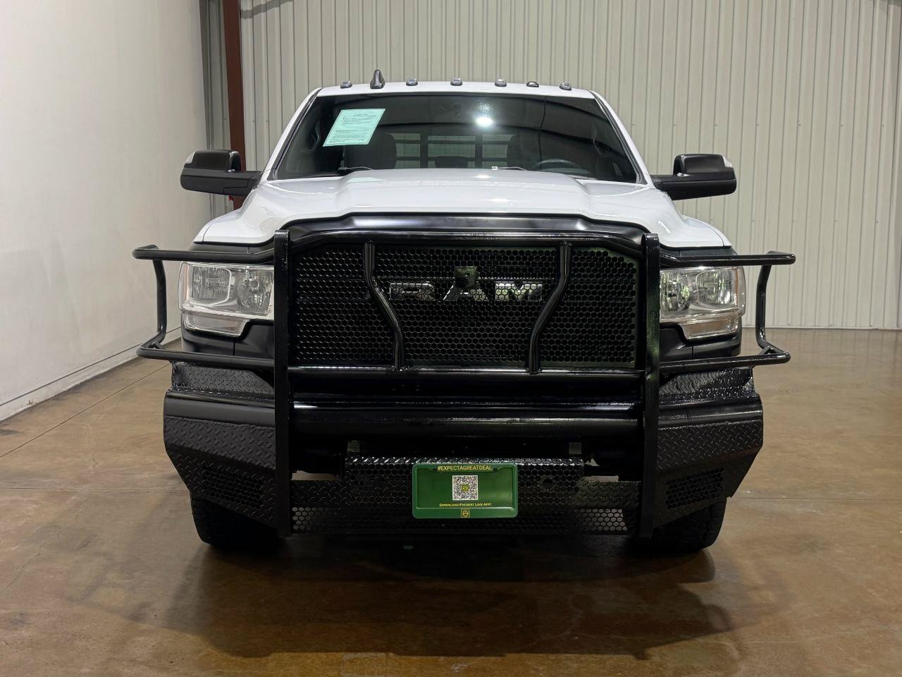 Used 2022 RAM 2500 Tradesman AWD/4WD image 2