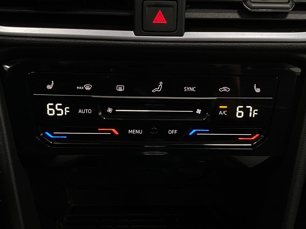 New 2026 Volkswagen Taos SE image 22