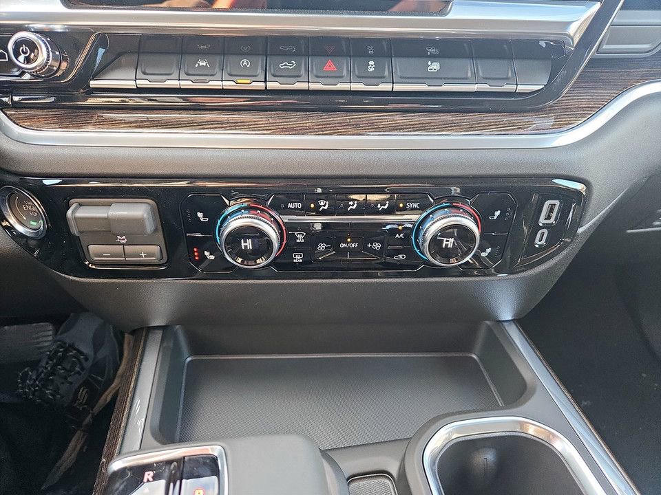 New 2026 GMC Sierra 1500 Elevation image 22