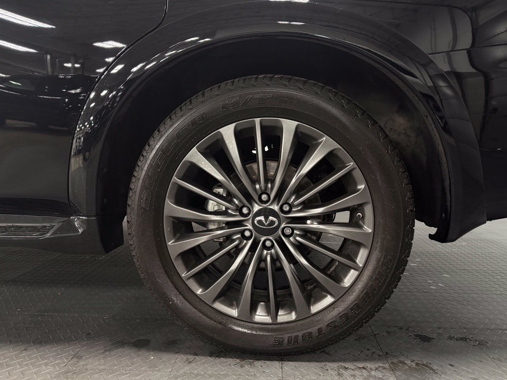 Used 2023 INFINITI QX80 4WD image 7