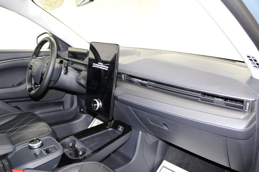 Used 2024 Ford Mustang Mach-E Select w/ Comfort Package Lite image 27
