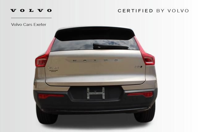 Certified 2023 Volvo XC40 B5 Ultimate w/ Climate Package AWD/4WD image 8