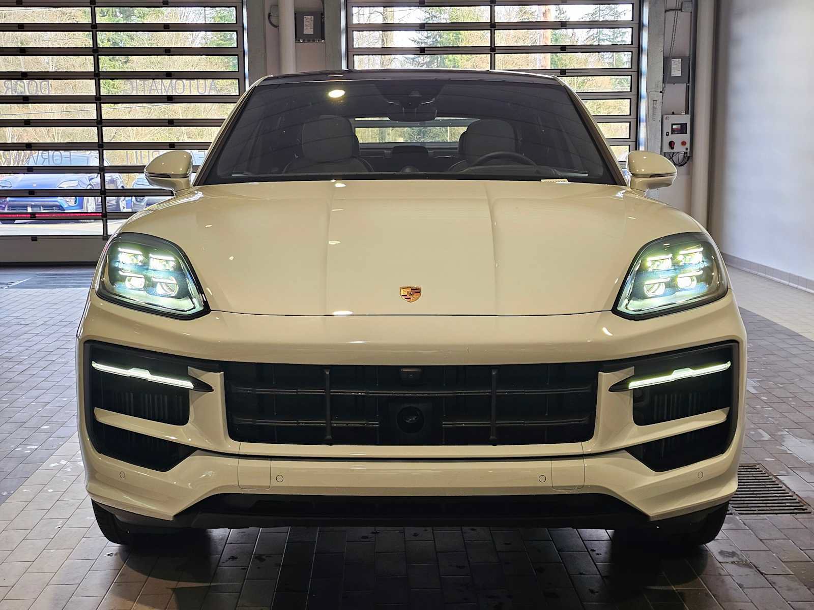 New 2025 Porsche Cayenne S AWD/4WD image 10