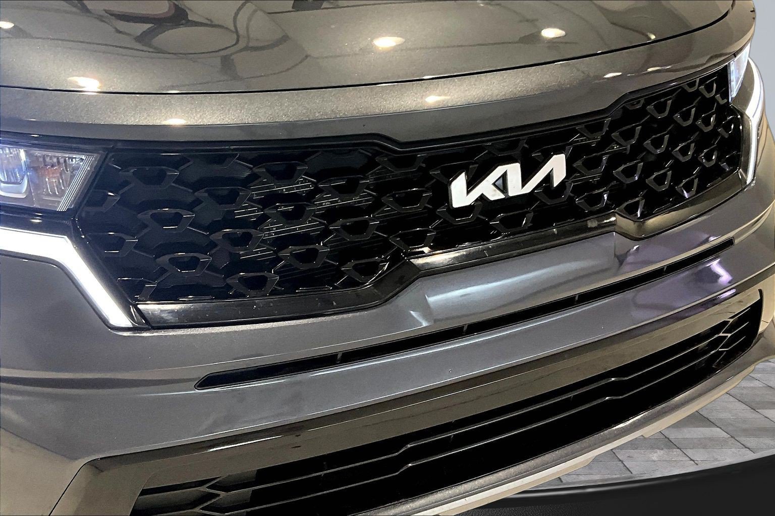 Used 2023 Kia Sorento S w/ Panoramic Sunroof Package FWD image 32