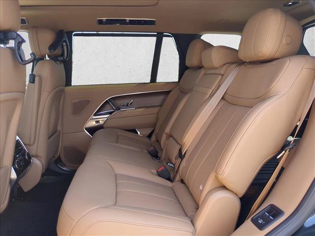 New 2027 Land Rover Range Rover Long Wheelbase SE AWD/4WD image 16