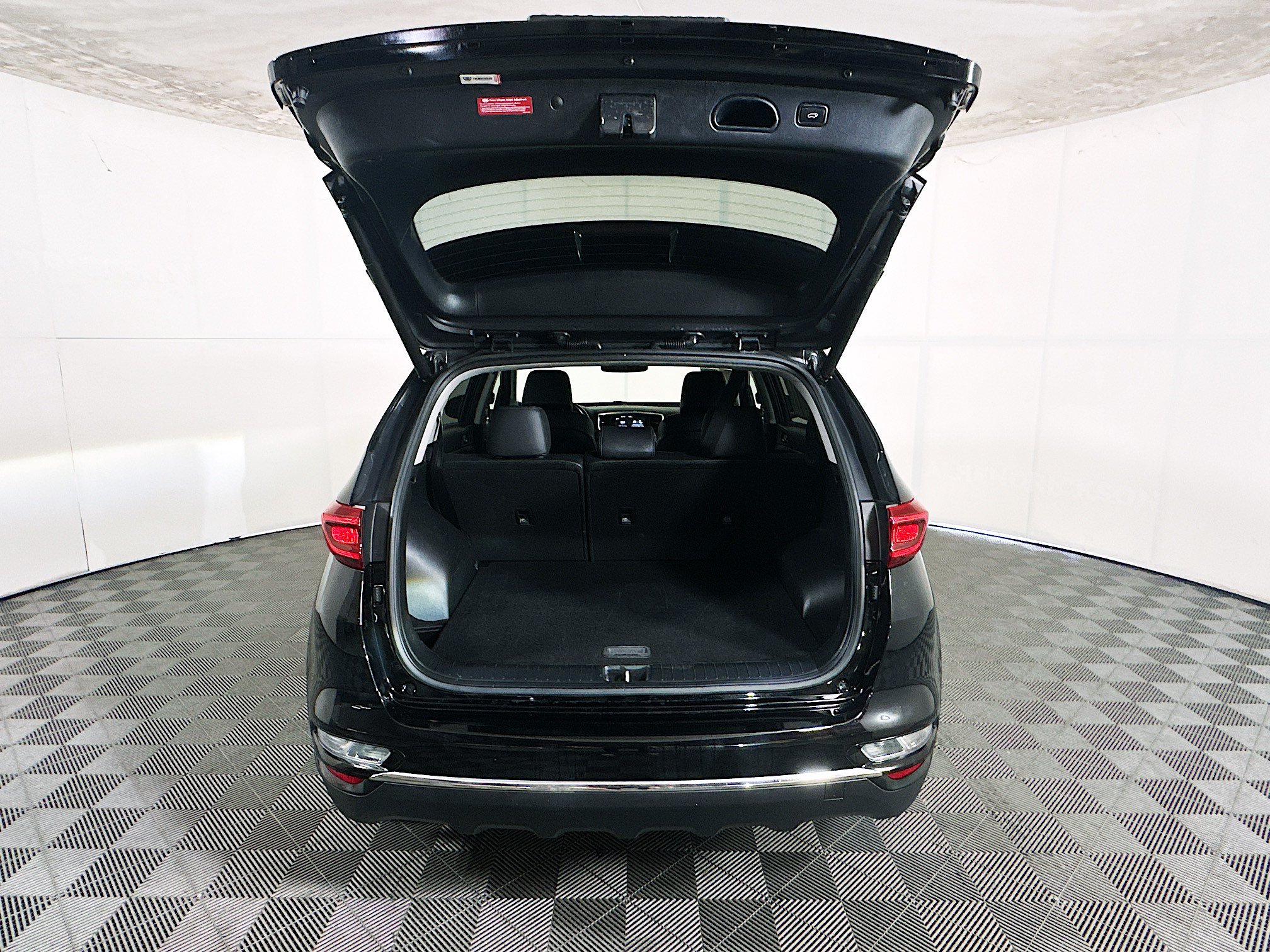 Used 2021 Kia Sportage EX FWD image 31