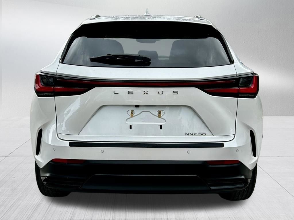 Used 2022 Lexus NX 250 FWD image 6